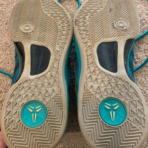 4 pairs of shoes main image 14